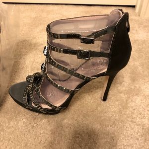 NWT size 9.5 Vince Camuto strappy sandal